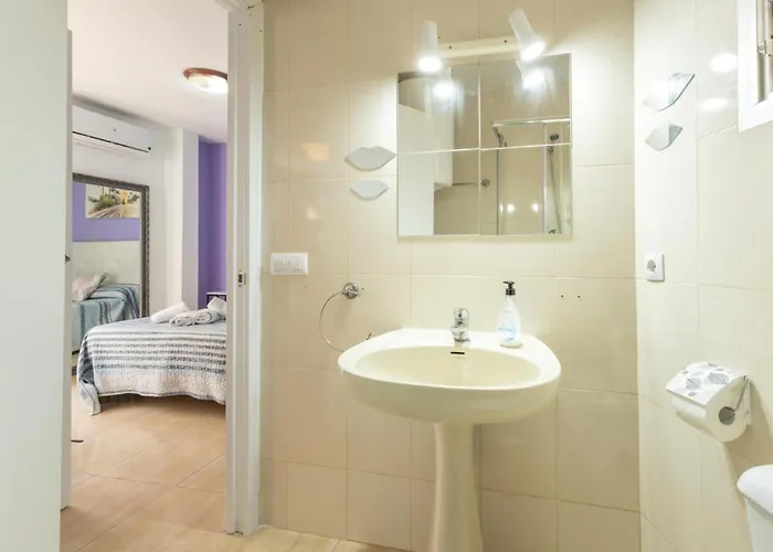 Duque Center Premium Apartment